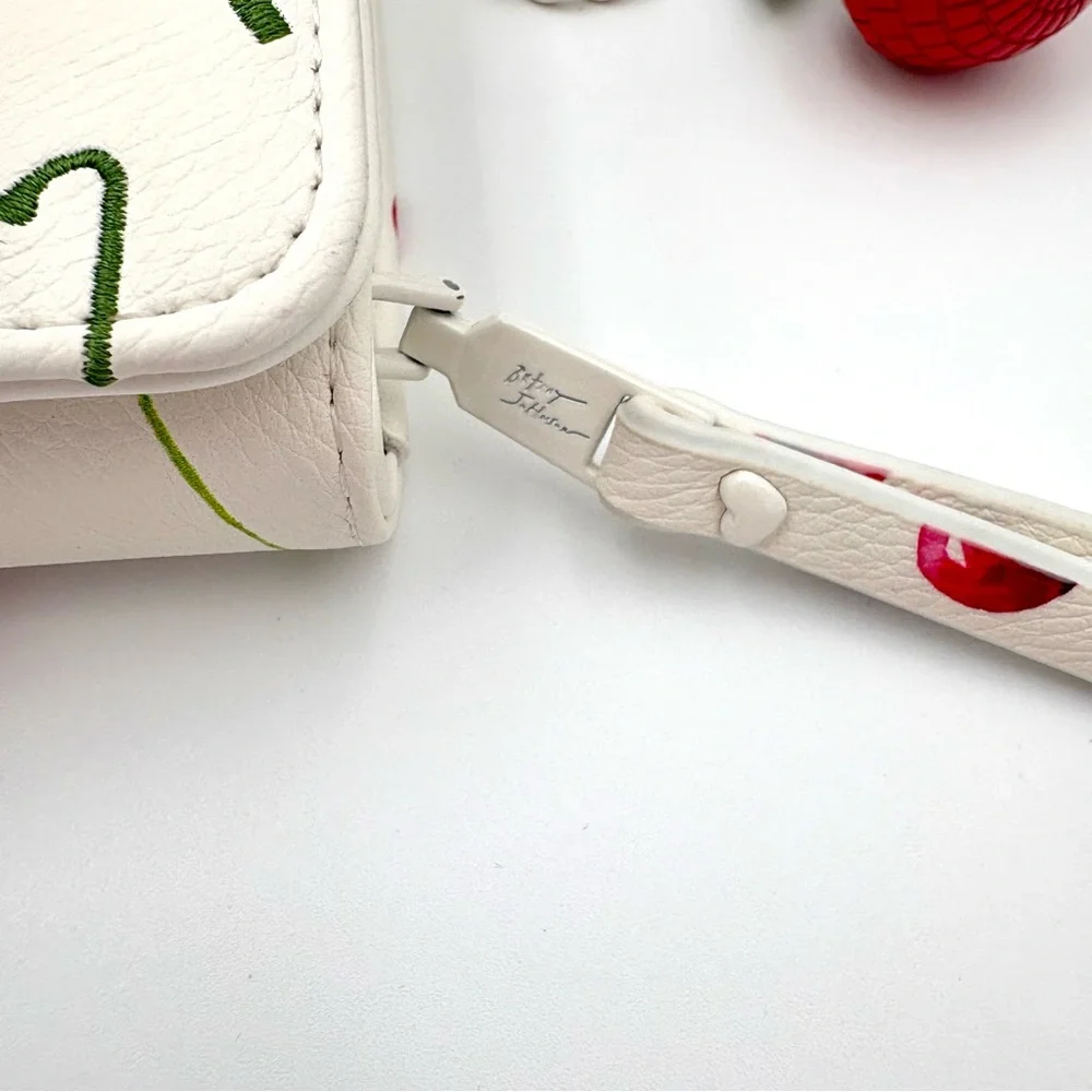 🍒 Betsey Johnson Cherry On Top Wallet-on-Chain Crossbody • Cream • NWT - Picture 8 of 12